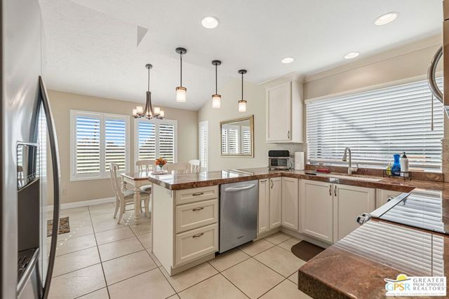 41360 Kansas Street, Palm Desert, CA 92211