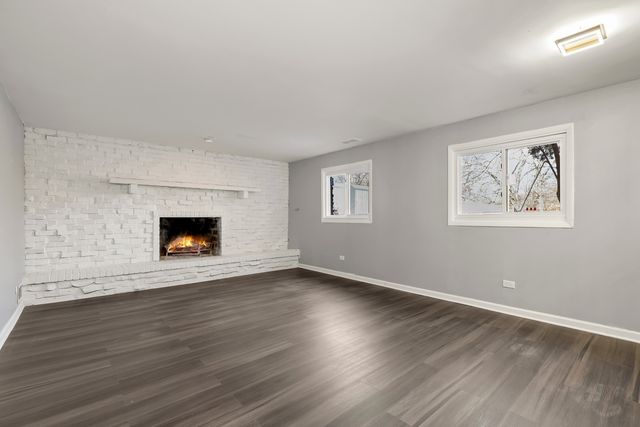 3518 S Manor Drive, Lansing, IL 60438