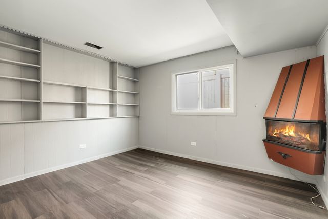 3518 S Manor Drive, Lansing, IL 60438