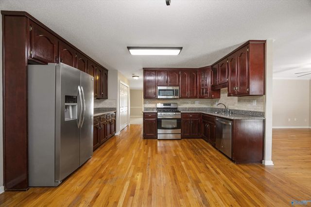 115 Medicine Bend Court, Madison, AL 35613