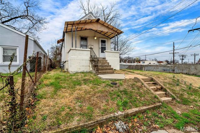 6401 Jesse Jackson Avenue, St Louis, MO 63121