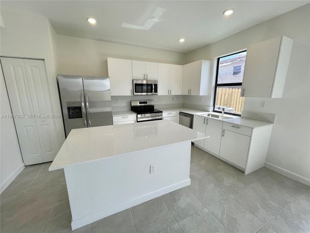 23110 SW 129th Pl 23110, Miami, FL 33170