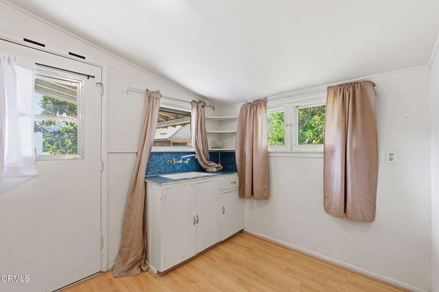 916 E Santa Paula Street, Santa Paula, CA 93060