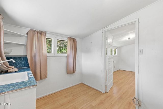 916 E Santa Paula Street, Santa Paula, CA 93060