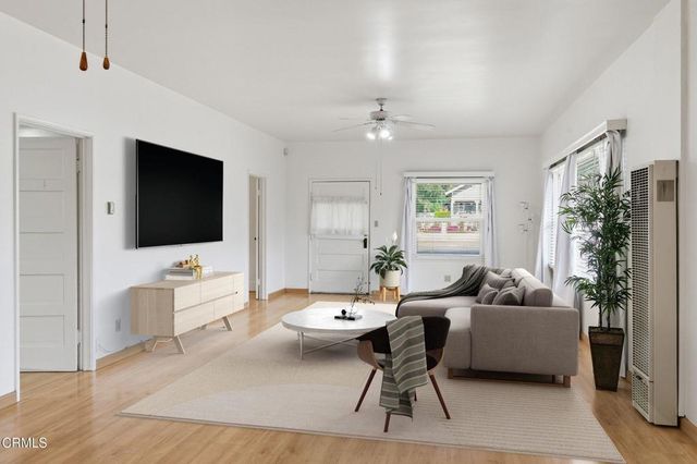 916 E Santa Paula Street, Santa Paula, CA 93060