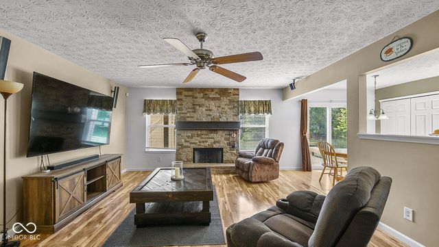 1382 Fall Ridge Drive, Brownsburg, IN 46112