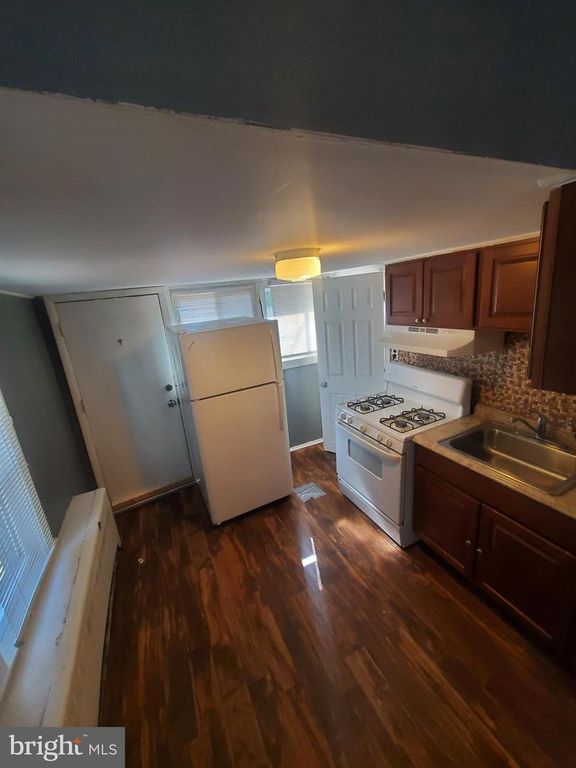 12 Church St # 1, Mount Holly, NJ 08060