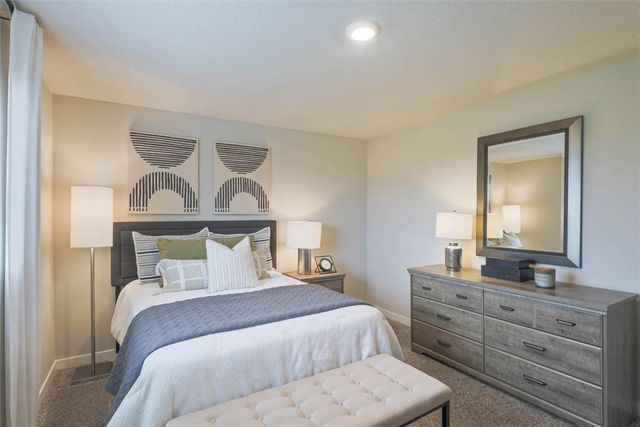 2617 Brook View Drive, Des Moines, IA 50317