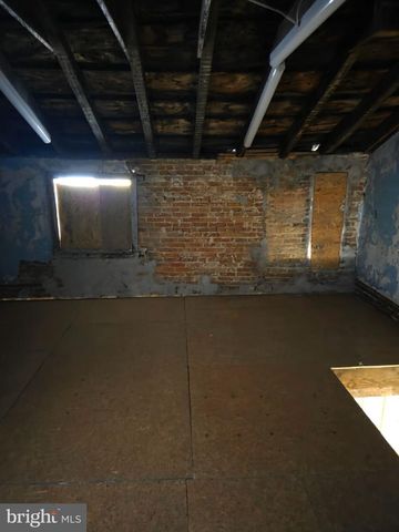 1129 W BALTIMORE ST, Baltimore, MD 21223