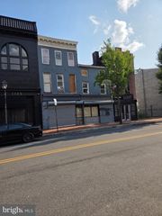 1129 W BALTIMORE ST, Baltimore, MD 21223
