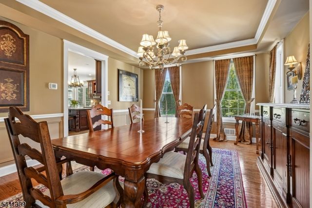 1 Jordan Ct, Washington Twp., NJ 07853
