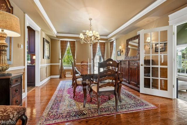 1 Jordan Ct, Washington Twp., NJ 07853