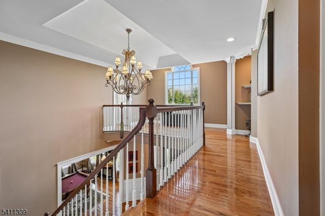 1 Jordan Ct, Washington Twp., NJ 07853