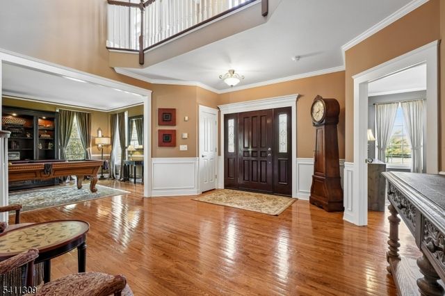 1 Jordan Ct, Washington Twp., NJ 07853