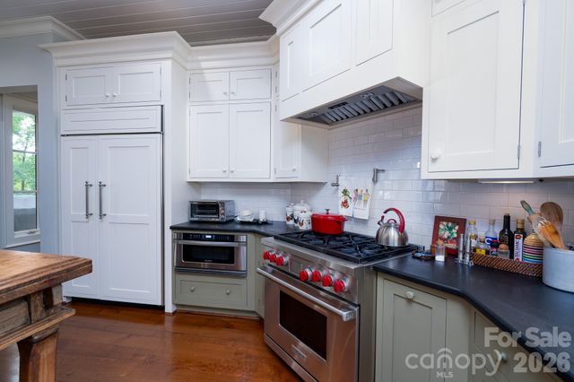 2375 Southpoint Lane, New London, NC 28127