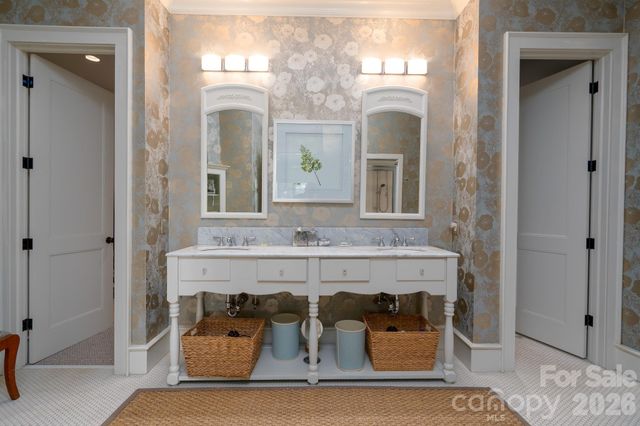 2375 Southpoint Lane, New London, NC 28127