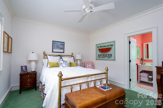 2375 Southpoint Lane, New London, NC 28127