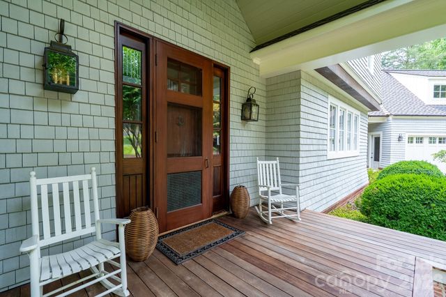 2375 Southpoint Lane, New London, NC 28127