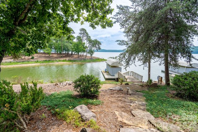 2375 Southpoint Lane, New London, NC 28127