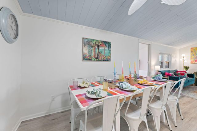 4021 Las Palmas Street, Galveston, TX 77554