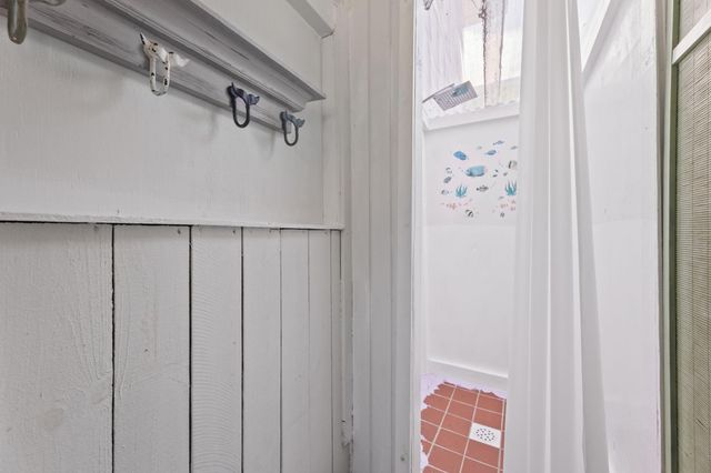 4021 Las Palmas Street, Galveston, TX 77554
