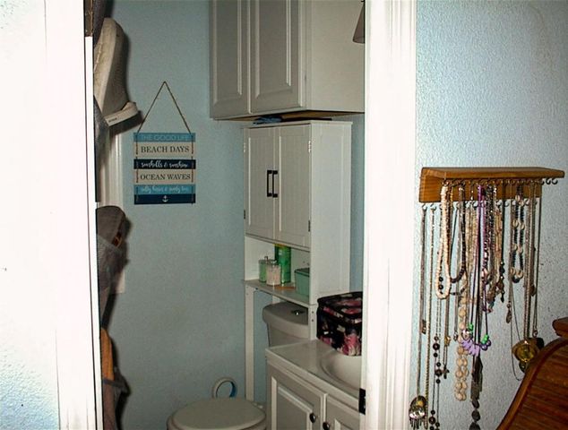 38152 Ruth Hill Road, Yokuts Valley, CA 93675