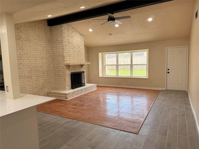 13818 Southline Road, Sugar Land, TX 77498