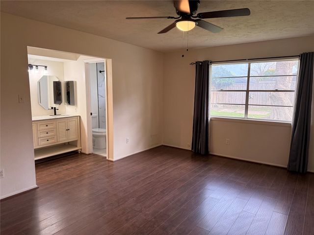 13818 Southline Road, Sugar Land, TX 77498