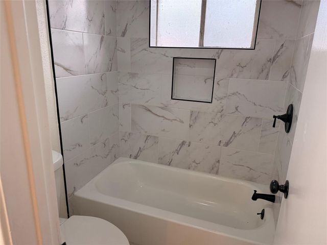 13818 Southline Road, Sugar Land, TX 77498