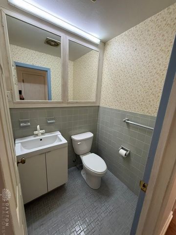 381 Enfield Road, Dayton, OH 45459