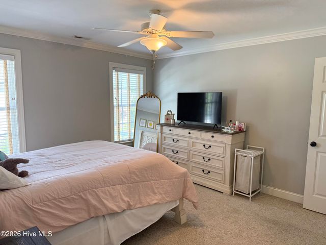 181 Blackwater Drive, Winterville, NC 28590