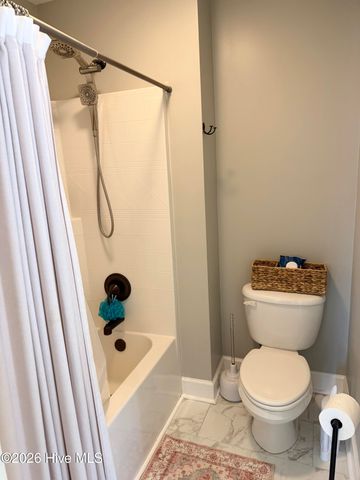 181 Blackwater Drive, Winterville, NC 28590