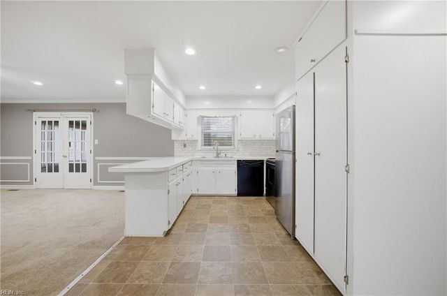 6134 Stephenson AVE, Norfolk, VA 23502