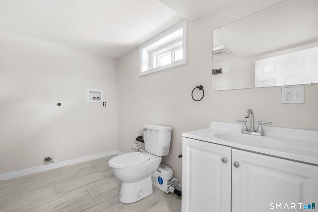 251 North Hoadley Street, Naugatuck, CT 06770