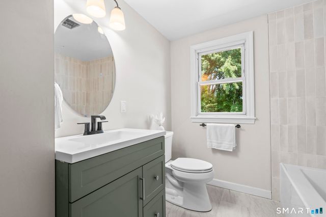 251 North Hoadley Street, Naugatuck, CT 06770