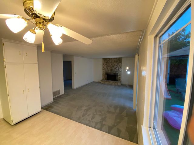 9243 Carla Way, Sacramento, CA 95826