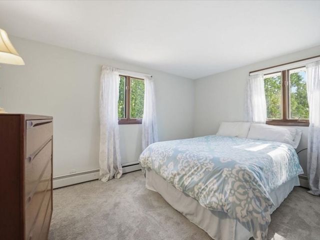 56 Congress St, Braintree, MA 02184