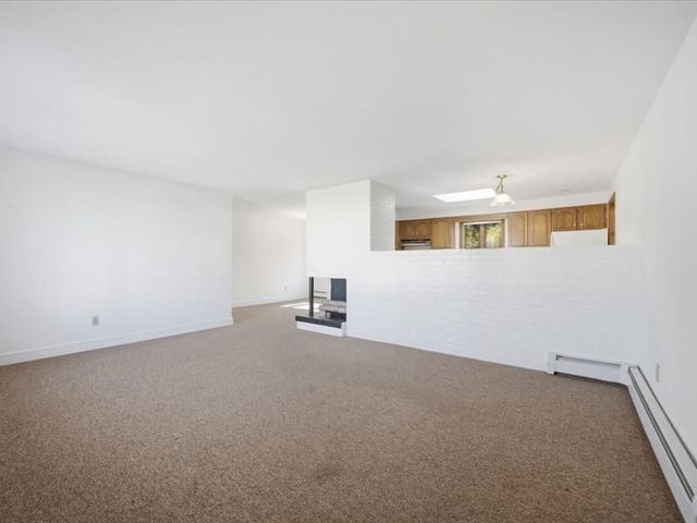 56 Congress St, Braintree, MA 02184