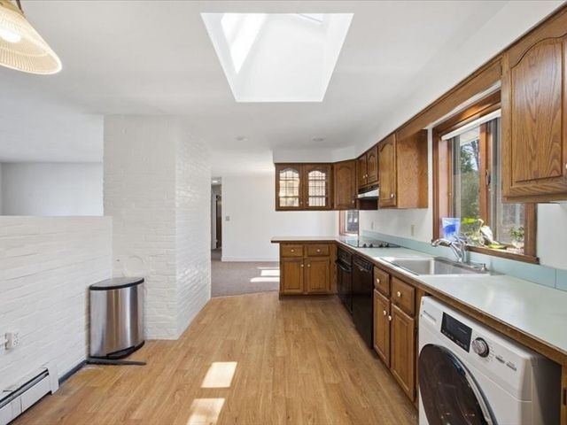 56 Congress St, Braintree, MA 02184