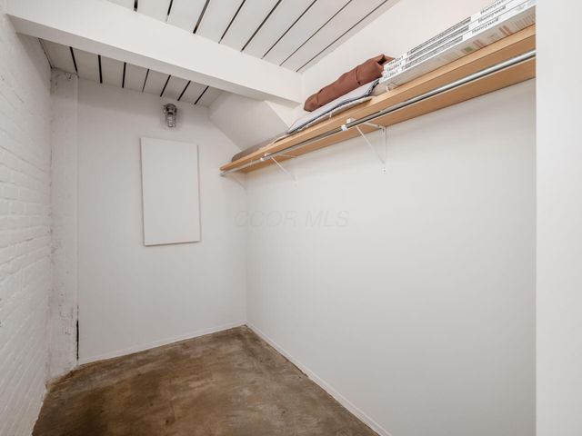 60 E Spring Street, 121, Columbus, OH 43215