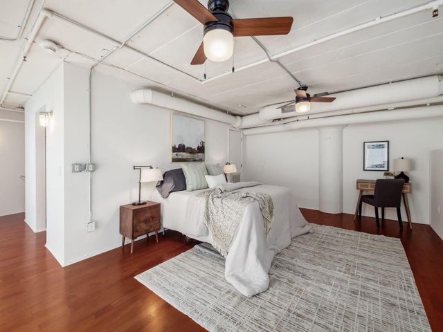 60 E Spring Street, 121, Columbus, OH 43215