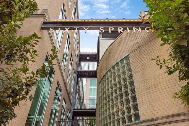 60 E Spring Street, 121, Columbus, OH 43215
