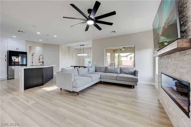 5764 Shadow Bend Drive, Las Vegas, NV 89135