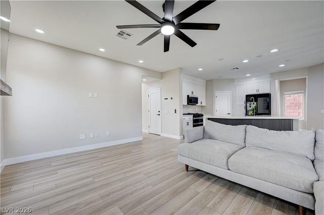 5764 Shadow Bend Drive, Las Vegas, NV 89135