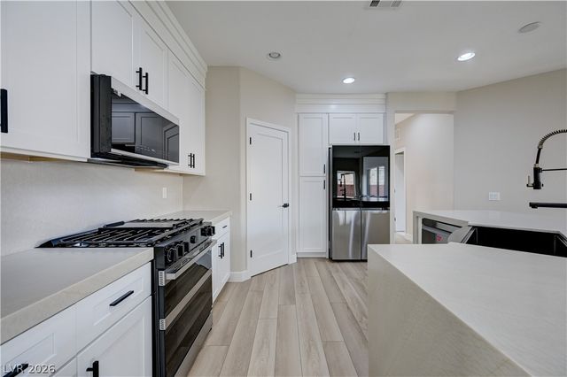 5764 Shadow Bend Drive, Las Vegas, NV 89135