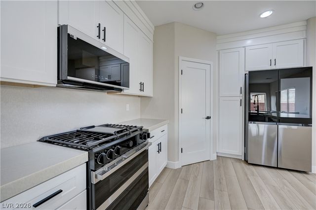 5764 Shadow Bend Drive, Las Vegas, NV 89135