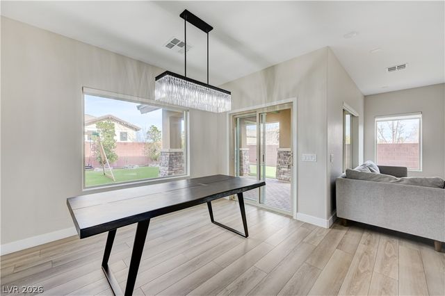 5764 Shadow Bend Drive, Las Vegas, NV 89135