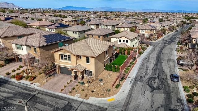 5764 Shadow Bend Drive, Las Vegas, NV 89135