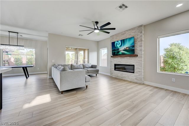 5764 Shadow Bend Drive, Las Vegas, NV 89135