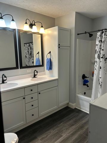 1245 Sherburne Avenue, Saint Paul, MN 55104